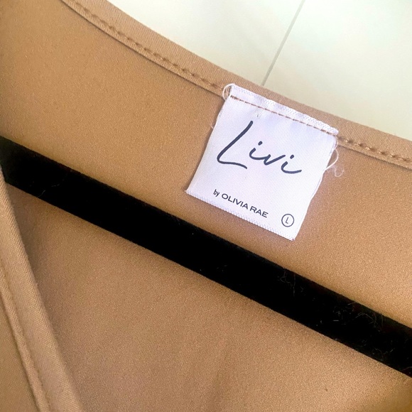 Livi cream top - Picture 3 of 3